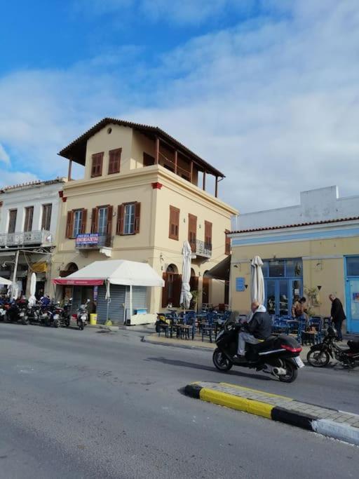 Aegina Port Apt 2-Διαμέρισμα Στο Λιμάνι Της Αίγινας 2 Extérieur photo