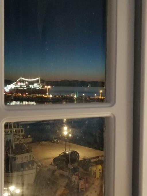 Aegina Port Apt 2-Διαμέρισμα Στο Λιμάνι Της Αίγινας 2 Extérieur photo