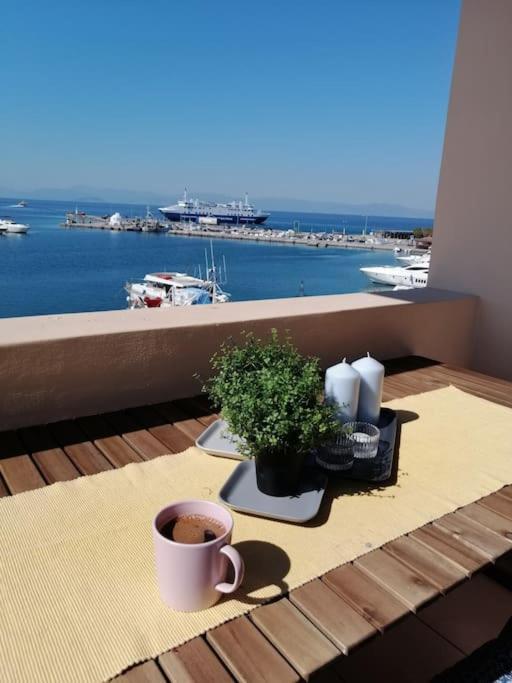 Aegina Port Apt 2-Διαμέρισμα Στο Λιμάνι Της Αίγινας 2 Extérieur photo